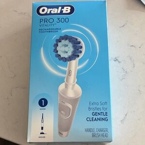 Oral-B Vitality Pro 300 Electric Toothbrush - White